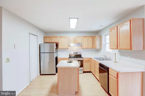209 Pavin Ct, Newark, DE 19702 photo 36