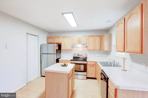 209 Pavin Ct, Newark, DE 19702 photo 35