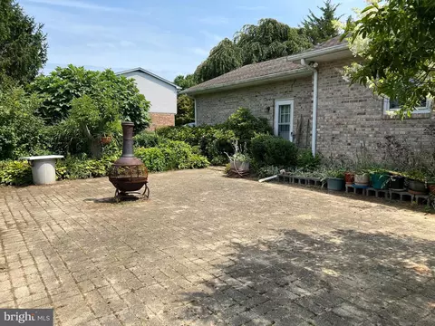 Exterior - 306 Manubay Ct, Bear, DE 19701 photo 5 of 11