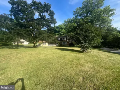 2 Canter Cir, Newark, DE 19711 photo 2