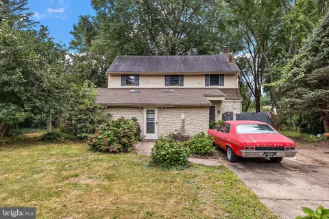 1001 Barksdale Rd, Newark, DE 19711