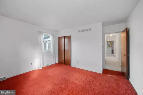 Bedroom - 39 Worral Dr, Newark, DE 19711 photo 2 of 4