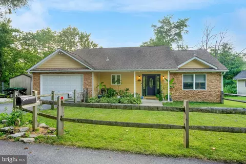 Exterior - 80 Shields Ln, Newark, DE 19702 photo 1 of 1