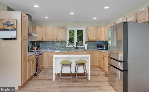 Kitchen - 80 Shields Ln, Newark, DE 19702 photo 1 of 3