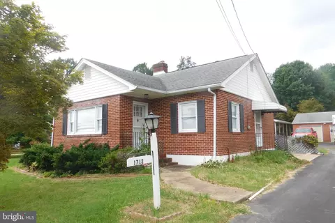1712 S College Ave, Newark, DE 19702