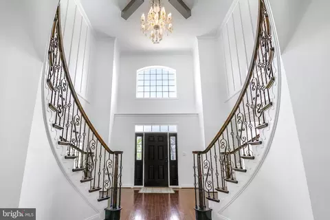 Entry Way - 1458 Olmsted Dr, Bear, DE 19701 photo 3 of 15