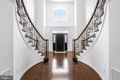 Entry Way - 1458 Olmsted Dr, Bear, DE 19701 photo 2 of 15