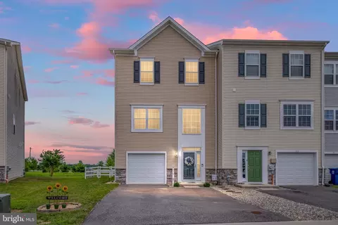 975 Lissicasey Loop, Middletown, DE 19709