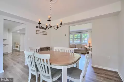 Dining - 3 Cornwall Dr, Newark, DE 19711 photo 2 of 5