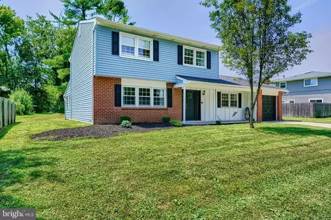 Exterior - 3 Cornwall Dr, Newark, DE 19711 photo 3 of 10