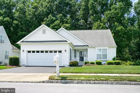 58 Springmill Dr, Middletown, DE 19709