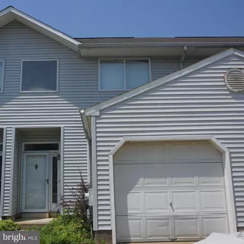 23 Cardenti Ct, Newark, DE 19702
