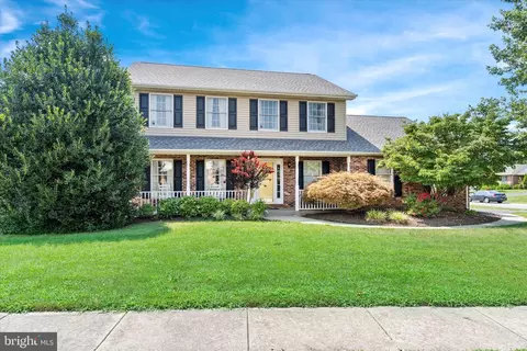 Exterior - 35 Monticello Dr, Bear, DE 19701 photo 3 of 13