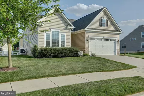 612 Swansea Dr, Middletown, DE 19709