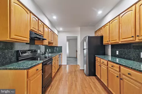 Kitchen - 129 Sonant Dr, Newark, DE 19713 photo 2 of 2