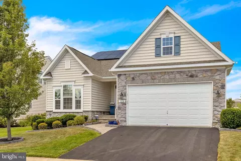 229 Glenshee Dr, Townsend, DE 19734