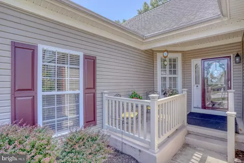 100 Springmill Dr, Middletown, DE 19709