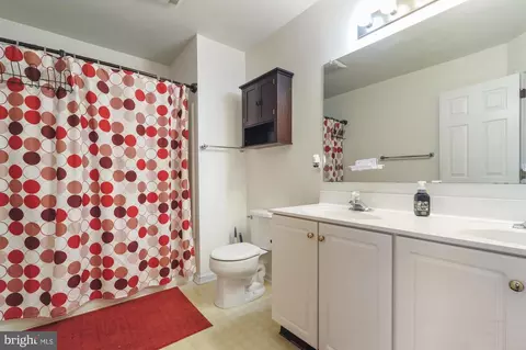 Bath - 321 Norman Dr, Newark, DE 19702 photo 1 of 1