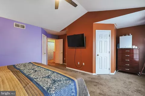 Entry Way - 321 Norman Dr, Newark, DE 19702 photo 4 of 6