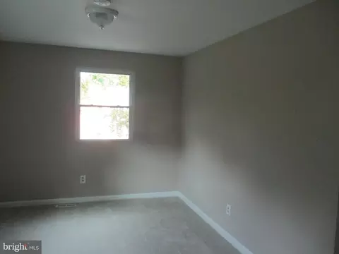 2 Ethan Allen Ct, Newark, DE 19711 photo 7