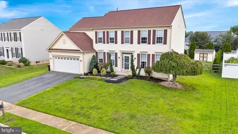 19 Morning Dew Dr, Middletown, DE 19709