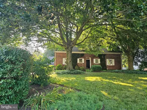 271 Orchard Rd, Newark, DE 19711