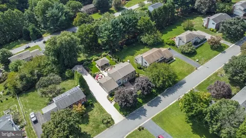 View/Area - 8 Staten Dr, Hockessin, DE 19707 photo 2 of 2