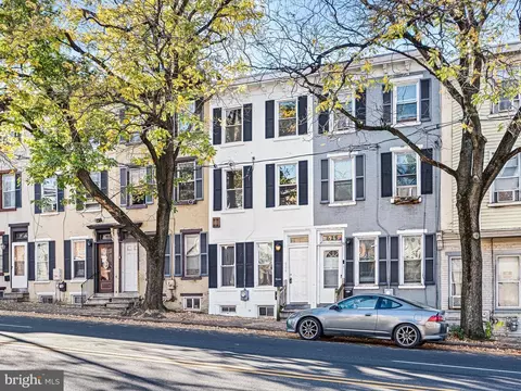 626 W 4th St, Wilmington, DE 19801
