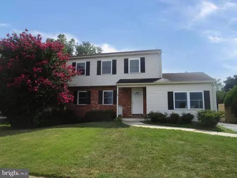 68 Bunker Hill Rd, New Castle, DE 19720