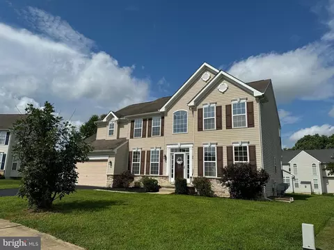706 Tracy Cir, Townsend, DE 19734 photo 3