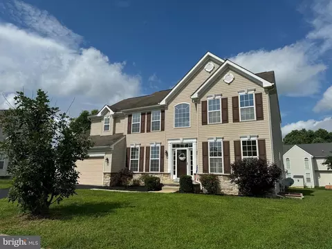 706 Tracy Cir, Townsend, DE 19734 photo 4