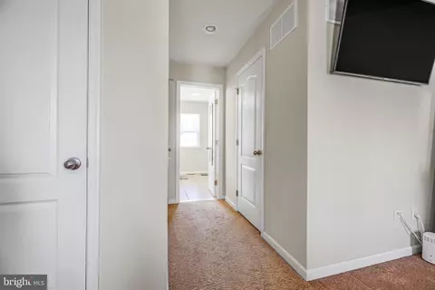 Entry Way - 561 Ginn St, Townsend, DE 19734 photo 6 of 8
