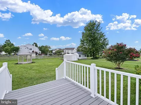 115 Amberwood Dr, Bear, DE 19701 photo 3