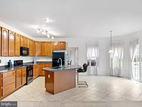 115 Amberwood Dr, Bear, DE 19701 photo 17