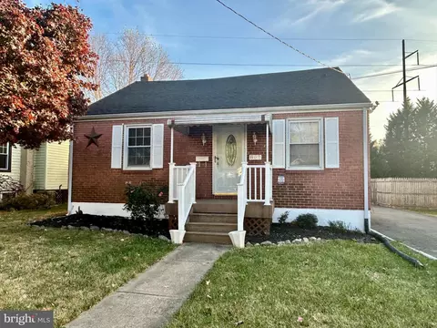 802 Windsor Ave, Wilmington, DE 19804
