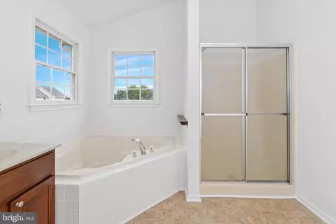 Bath - 115 N Gabriel Dr, Bear, DE 19701 photo 2 of 4
