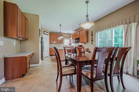 Dining - 233 Foxglove Loop, Bear, DE 19701 photo 4 of 5