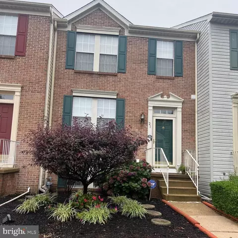 21 Photinia Dr, Newark, DE 19702