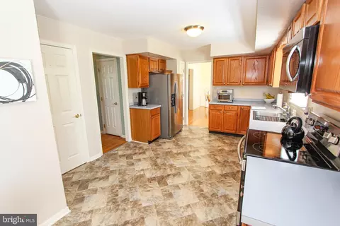 107 Wortham Ln, Bear, DE 19701 photo 11
