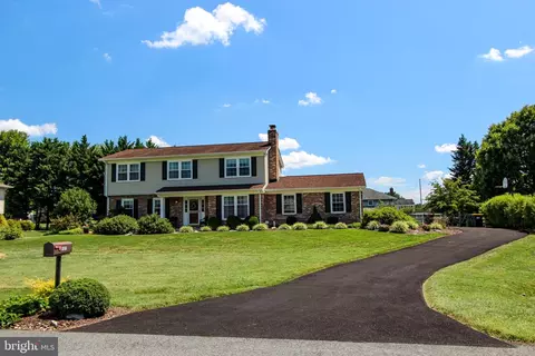 107 Wortham Ln, Bear, DE 19701
