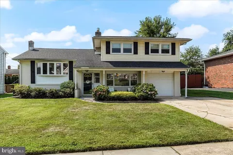 11 Tysons Ford Rd, Newark, DE 19711