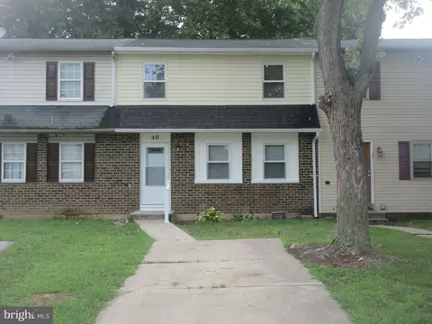 40 Heron Ct, Newark, DE 19702 photo 2