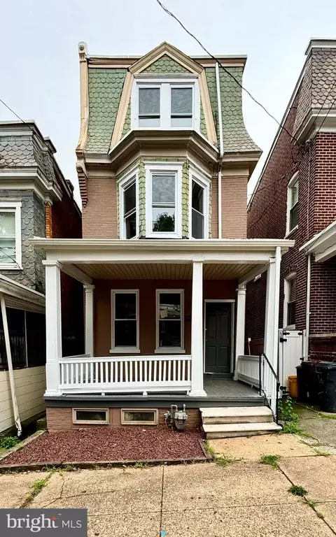 1332 W 6th St, Wilmington, DE 19805