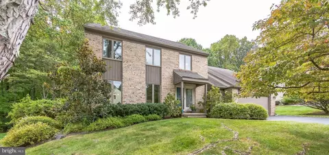 146 Fairhill Dr, Wilmington, DE 19808
