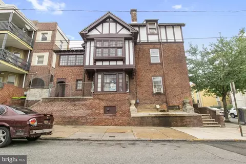 613 W 10th St, Wilmington, DE 19801