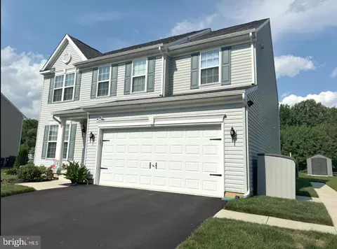 571 Ginn St, Townsend, DE 19734 photo 2