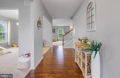 Entry Way - 408 Janets Way, Townsend, DE 19734 photo 1 of 7