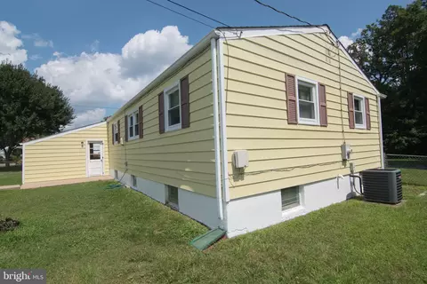 114 Phyllis Dr, Newark, DE 19711 photo 33