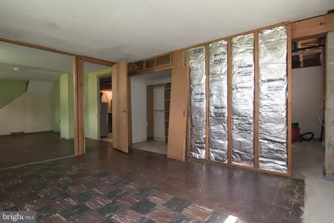 114 Phyllis Dr, Newark, DE 19711 photo 28