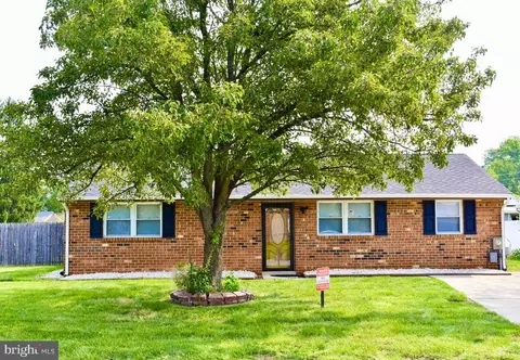 2 Emerson Pl, Newark, DE 19702